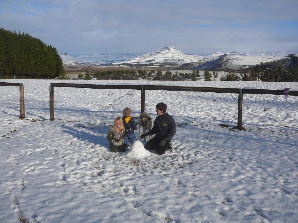 Pennygum Country Cottages Underberg Exterior foto